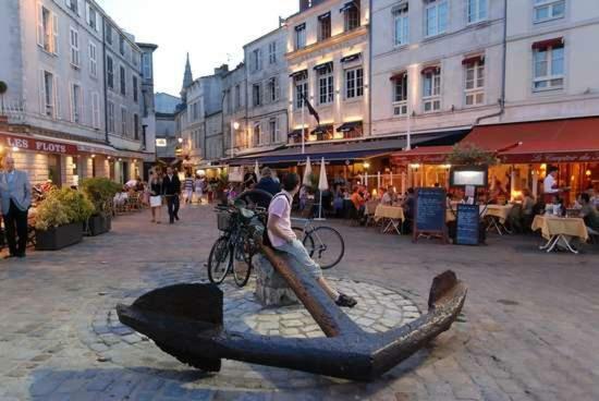 Bateau Haut Standing Privative - Nuit A Quai Port La Rochelle La Rochelle  Kültér fotó